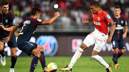 En cas de signature au Paris Saint-Germain, Kylian Mbappé pourrait devenir le deuxième plus gros transfert de l'histoire (FRANCK FIFE / AFP)