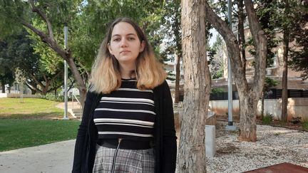 Sofia Orr, 18 ans, refuse de servir l'armée israélienne. (WILLY MOREAU / FRANCEINFO)