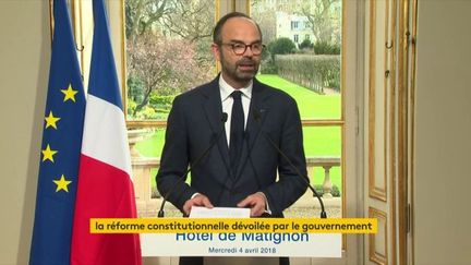 Edouard Philippe présente la réforme des institutions