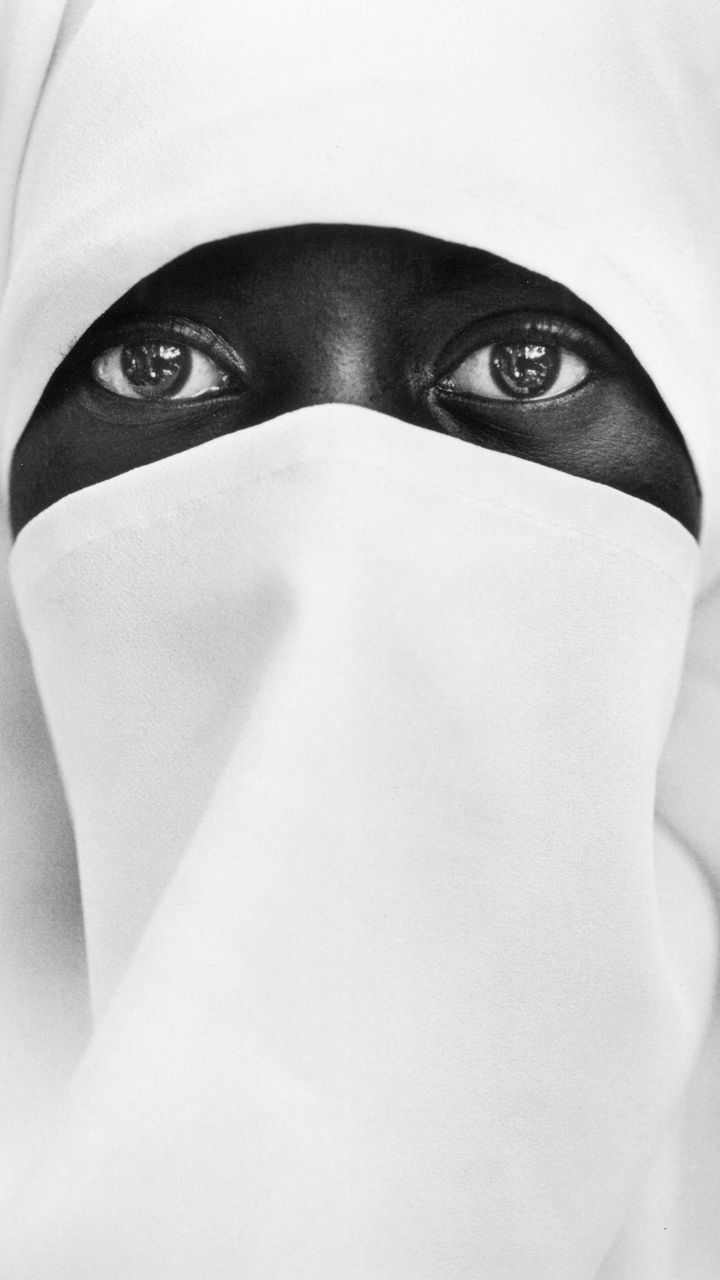 Chester Higgins, "A Young Muslim Woman in Brooklyn, 1990". (CHESTER HIGGINS JR / BRUCE SILVERSTEIN GALLERY)