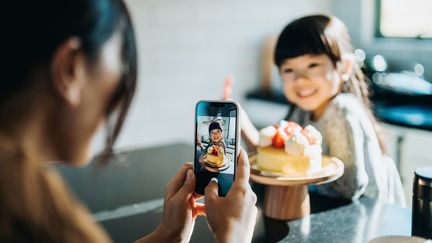 La Convention internationale sur les droits de l'enfant déclare que les mineurs ont le droit au respect de leur vie privée. (D3SIGN / MOMENT RF)