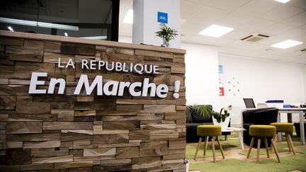 La République en Marche : 100 "marcheurs" vers la sortie