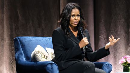 Michelle Obama présente son livre "Becoming" (en français "Devenir"), ici le 17 novembre à Washington.
 (Paul Morigi / GETTY IMAGES NORTH AMERICA / AFP)