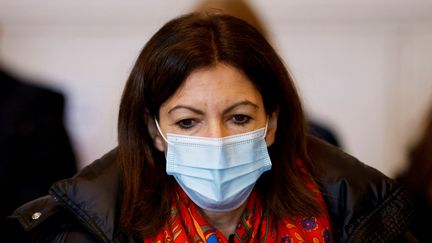 La maire de Paris et candidate à l'élection présidentielle, Anne Hidalgo, à Paris, le 10 janvier 2022. (LUDOVIC MARIN / AFP)