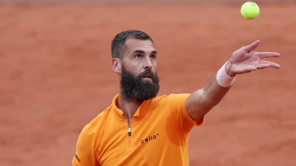 Benoit Paire a été trahi par son service lors de son premier tour de Roland-Garros, dans un match disputé en deux jours et fini le 24 mai 2022. (MAXPPP)