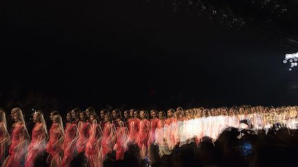 D&eacute;fil&eacute; J. Mendel printemps-&eacute;t&eacute; 2014 lors de la fashion week de New York (Etats-Unis), le 11 septembre 2013. (ERIC THAYER / REUTERS)