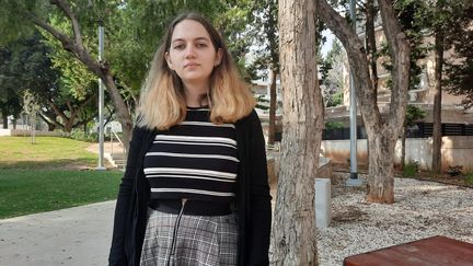 Sofia Orr, 18, refuses to serve in the Israeli army.  (WILLY MOREAU / FRANCEINFO)