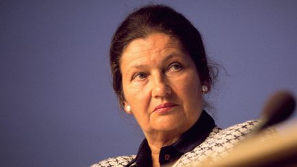 L'ancienne ministre Simone Veil, lors d'une conférence de presse à Paris, le 25 août 1993. (ELODIE GREGOIRE / REA)