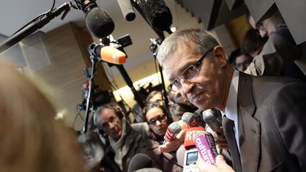 Patrick Bernasconi, le n&eacute;gociateur du Medef &agrave; l'issue de la pr&eacute;sentation des nouvelles propositions de son syndicat, vendredi 11 janvier 2013. (BERTRAND GUAY / AFP)