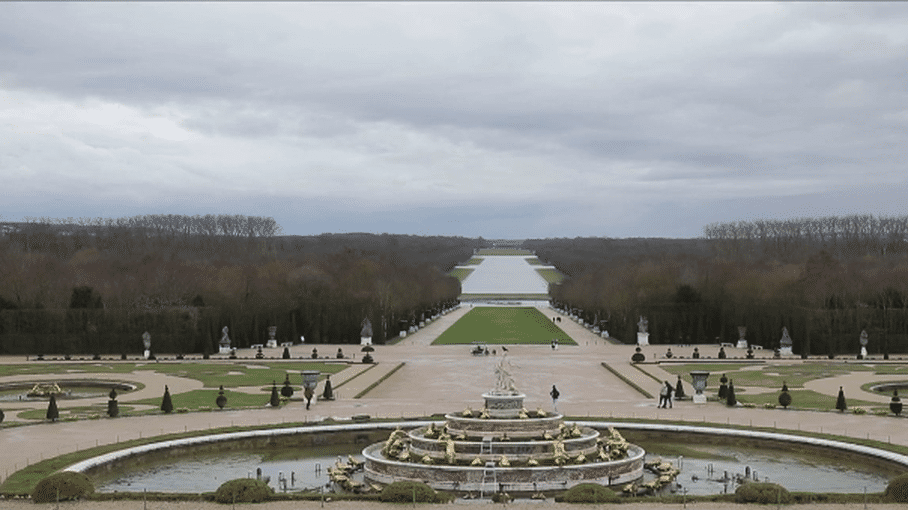 Paris 2024 le château de Versailles se prépare à accueillir les