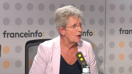 Geneviève Darrieussecq, Ministerin für Gesundheit und Zugang zur Gesundheitsversorgung, 4. Oktober bei franceinfo. (FRANKREICHINFO / RADIO FRANKREICH)