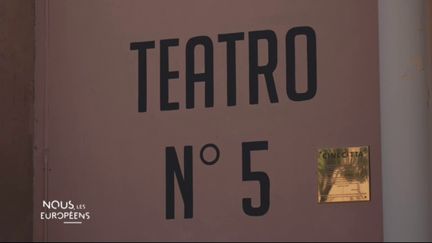 VIDEO. Cinecittà : à Rome, visite au cœur du mythique studio 5 de cinéma (CAPTURE ECRAN / NOUS LES EUROPEENS / FRANCE 2)