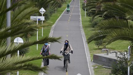 Une piste cyclable à Bogota (Colombie) le 13 mars 2020 (RAUL ARBOLEDA / AFP)