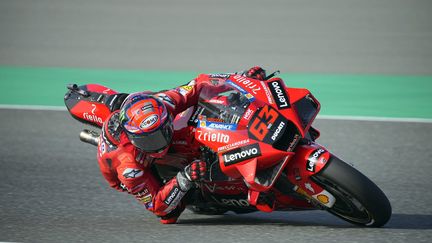 Sur sa Ducati, Francesco Bagnaia a réalisé le meilleur temps de l'histoire du circuit de Losail en Moto GP, le 27 mars 2021. (GIGI SOLDANO / STUDIO MILAGRO)