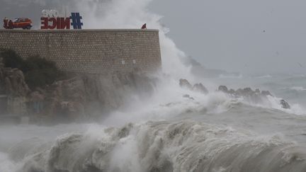 Tempête Ana : des rafales sur toute la France