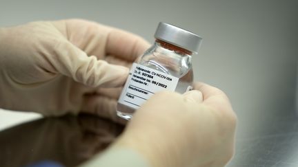 Vaccins contre le Covid-19 : où en sommes-nous des disponibilités des doses ?