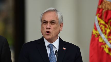 Le président de la République du Chili, Sebastian Piñera, prononce un discours à Santiago (Chili), le 27 novembre 2019.&nbsp; (JOHAN ORDONEZ / AFP)