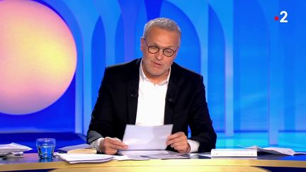 L'animateur Laurent Ruquier sur le plateau de l'émission "On n'est pas couché", le 14 septembre 2019. (FRANCE 2)