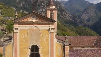 France 2 vous emmène à la découverte du monastère de Saorge (Alpes-Maritimes), aux portes du Mercantour, près de la frontière italienne. Visite guidée. (France 2)