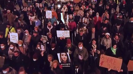 Pologne : une manifestation pour le droit à l’avortement&nbsp; (FRANCE 3)