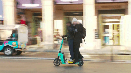 Paris : la fin des trottinettes en libre-service dès septembre (France 3)