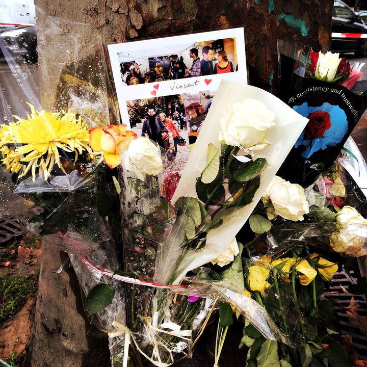 En face du Bataclan. (VINCENT DANIEL / FRANCETV INFO)