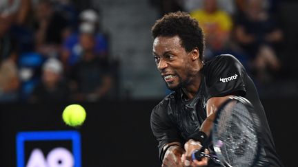 Gael Monfils lors de son quart de finale à l'Open d'Australie face à&nbsp;Matteo Berrettini, le 25 janvier 2022. (WILLIAM WEST / AFP)