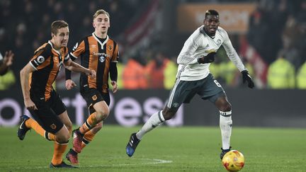 Pogba et Manchester United ont lutté face à Hull (OLI SCARFF / AFP)