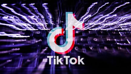 Le logo Tik Tok. (JAKUB PORZYCKI / NURPHOTO)