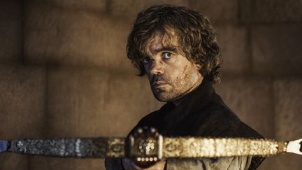 Peter Dinklage, qui s'alarme de l'abandon des chiens huskies, est Tyrion Lannister dans la série Game of Thrones de HBO.
 (HBO / Archives du 7eme Art / Photo12)