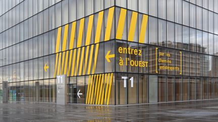 Entrée de la Bibliothèque Nationale de France (Dominique Perrault, 1989-1996), le 20 octobre 2020 (MANUEL COHEN / MANUEL COHEN)