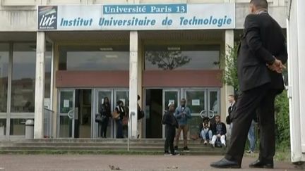 L'entr&eacute;e de l'IUT de Saint-Denis, le 20 mai 2014. (FRANCE 3 ILE-DE-FRANCE)