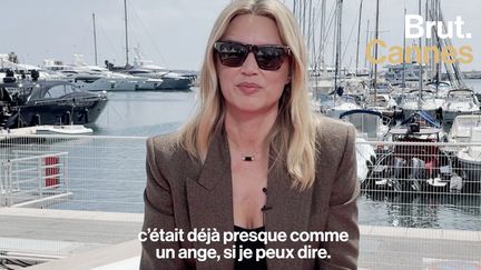 “Benoît Poelvoorde, c’est la famille de Belgique. Gaspard Ulliel, j’ai eu la chance de le rencontrer, de tourner avec lui”. Brut a retrouvé l’actrice Virginie Efira, maîtresse de cérémonie à Cannes 2022, pour un name dropping. Voici ses réponses. (BRUT / FRANCEINFO)