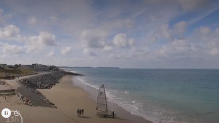 Dans la Manche, le week-end du 31 août et du 1er septembre, les grandes marées pourront être contemplées sur le littoral. (CAPTURE ECRAN FRANCE 2)