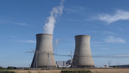 La centrale nucléaire de&nbsp;Dampierre-en-Burly (Loiret), le 23 août 2019. (GUILLAUME SOUVANT / AFP)