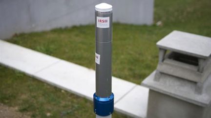 Un instrument de contrôle de la radioactivité de l'IRSN (AFP/Bertrand Langlois)