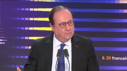 L'ex-président François Hollande, invité de la matinale de franceinfo mercredi 7 février. (FRANCE INFO/RADIO FRANCE)