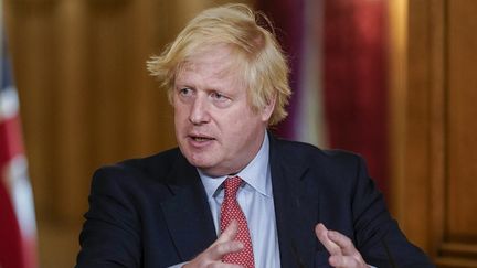 Le Premier ministre britannique, Boris Johnson, lors d'une conférence de presse, à Londres (Royaume-Uni), le 25 mai 2020. (ANDREW PARSONS / 10 DOWNING STREET / AFP)