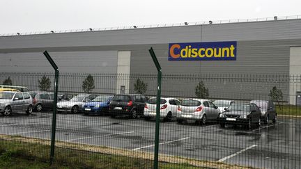 Un entrepôt de Cdiscount à Cestas (Gironde), le 14 décembre 2012. (JEAN-PIERRE MULLER / AFP)