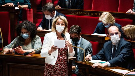 La ministre de la Transition écologique, Barbara Pompili, le 8 juin 2021 à l'Assemblée nationale. (XOSE BOUZAS / HANS LUCAS / AFP)