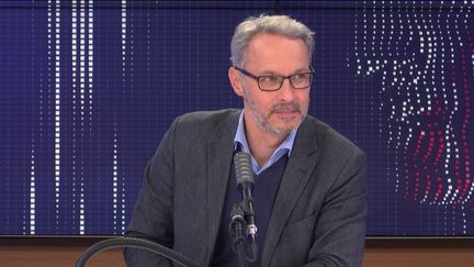 Iannis Roder, professeur d'histoire-géographie et membre du Conseil des sages de la laïcité était l'invité du "8h30 franceinfo", mercredi 21 octobre 2020. (FRANCEINFO / RADIOFRANCE)