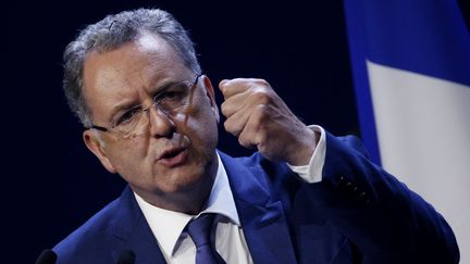 Le ministre de la Cohésion des territoires Richard Ferrand lors d'un meeting de candidats de La République en marche aux élections législatives, le 23 mai 2017 à Aubervilliers (Seine-Saint-Denis). (GEOFFROY VAN DER HASSELT / AFP)