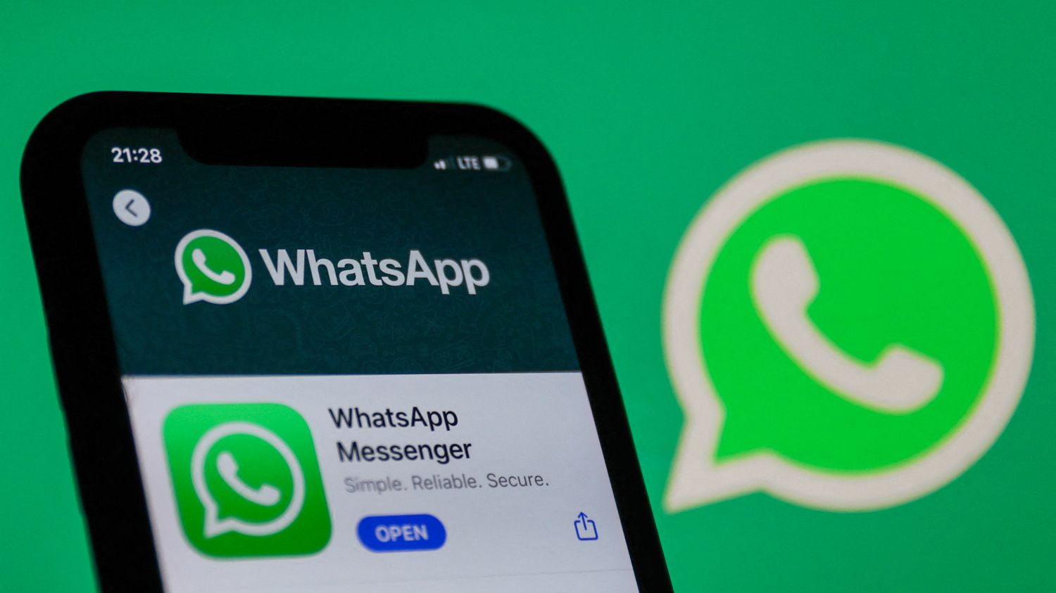 WhatsApp vecht tegen een strenge toepassing van zijn controversiële nieuwe privacyregels