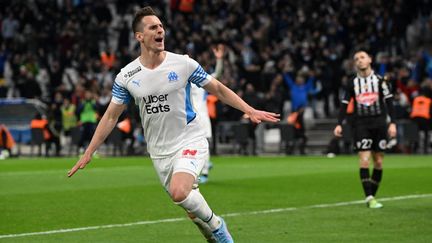 Arkadiusz Milik, auteur d'un triplé vendredi 4 février, l'a emporté avec l'Olympique de Marseille face&nbsp;à Angers (5-2). (NICOLAS TUCAT / AFP)