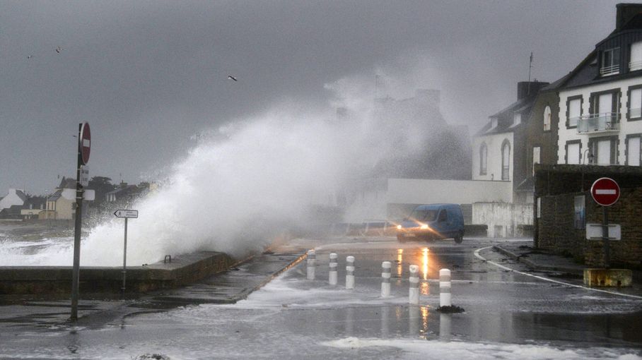 Tempête : 11 Départements En Alerte