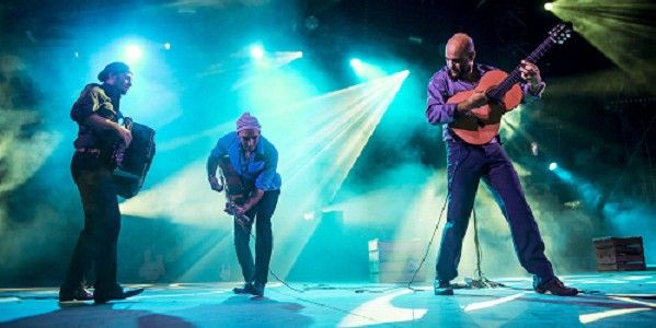 "La Rue Kétanou" en concert  au Paléo Festival en 2014
 (EPA/MAXPPP)