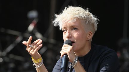 La chanteuse et musicienne Jeanne Added à la Fête de l'Humanité, à la Courneuve, samedi 15 septembre 2018.
 (Michel Stoupak / NurPhoto / AFP)