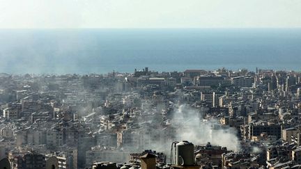 Une vue aérienne de la ville de Beyrouth, capitale du Liban, visée par des frappes de l'armée israélienne, le 4 octobre 2024. (AFP)