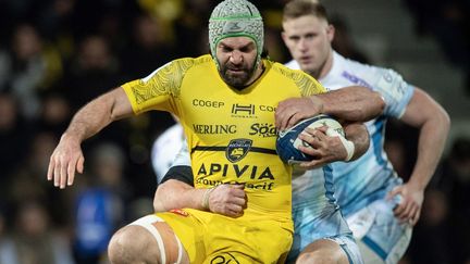 Kévin Gourdon lors de la dernière confrontation entre la Rochelle et Sale Sharks, le 10 janvier 2020.  (XAVIER LEOTY / AFP)