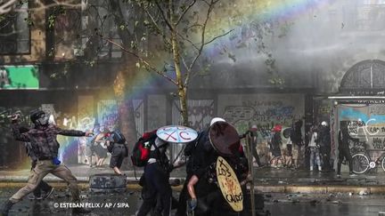 Séisme en Ardèche, crise au Chili, Venise sous les eaux... une semaine d'actualité en images